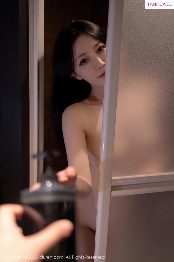 鱼子酱fish  [XiuRen]高清写真图 2023.11.17 No.7681 鱼子酱Fish 日本旅拍第42张图片